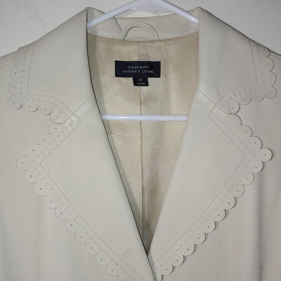 Tahari 100% Leather Blazer/Jacket Scalloped Trim Size 10 Cream - Picture 4 of 13